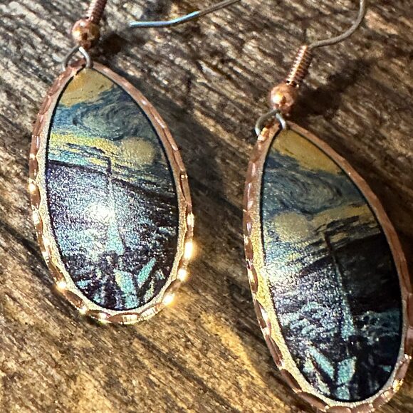 Handmade Boho Copper Earrings, Diamond Cut Van Gogh Starry Night Design Earring - Picture 9 of 9
